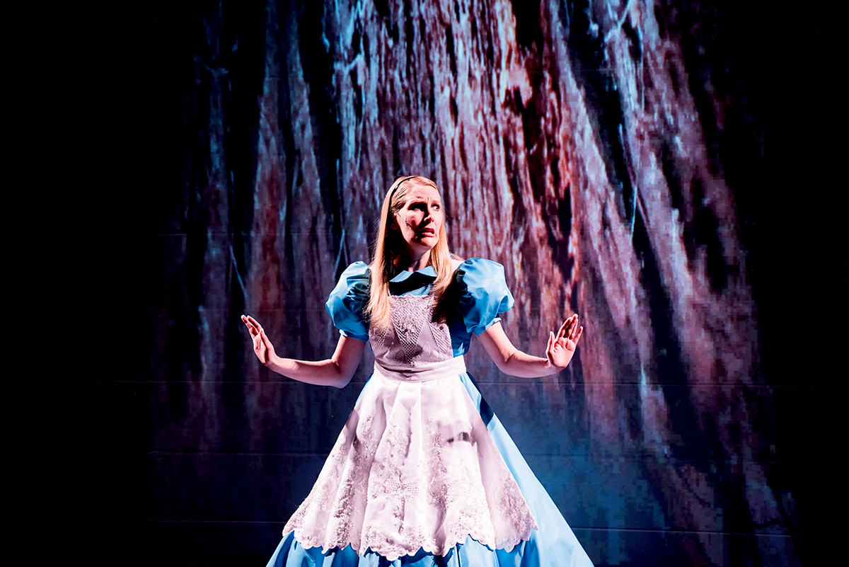 Alice In Tree
